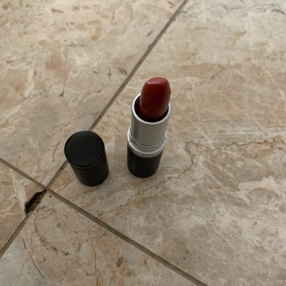 New Le Metier De Beaute Lipstick COLOR Wine On The Vine MOISTURE Lipstain 0.13OZ - Picture 2 of 4